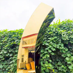 Wedding golden SST backdrop arch